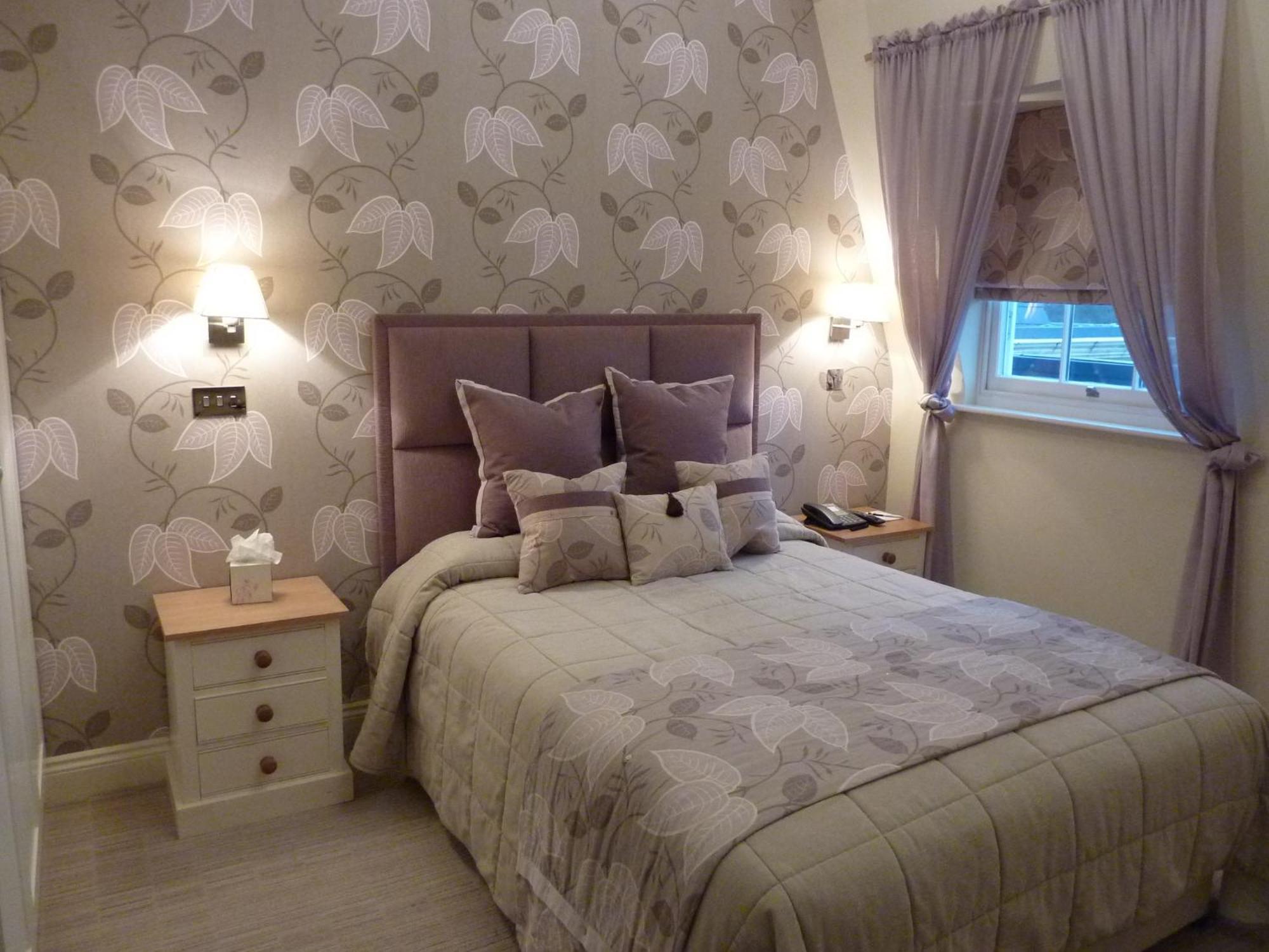 Orsett Hall Habitación foto